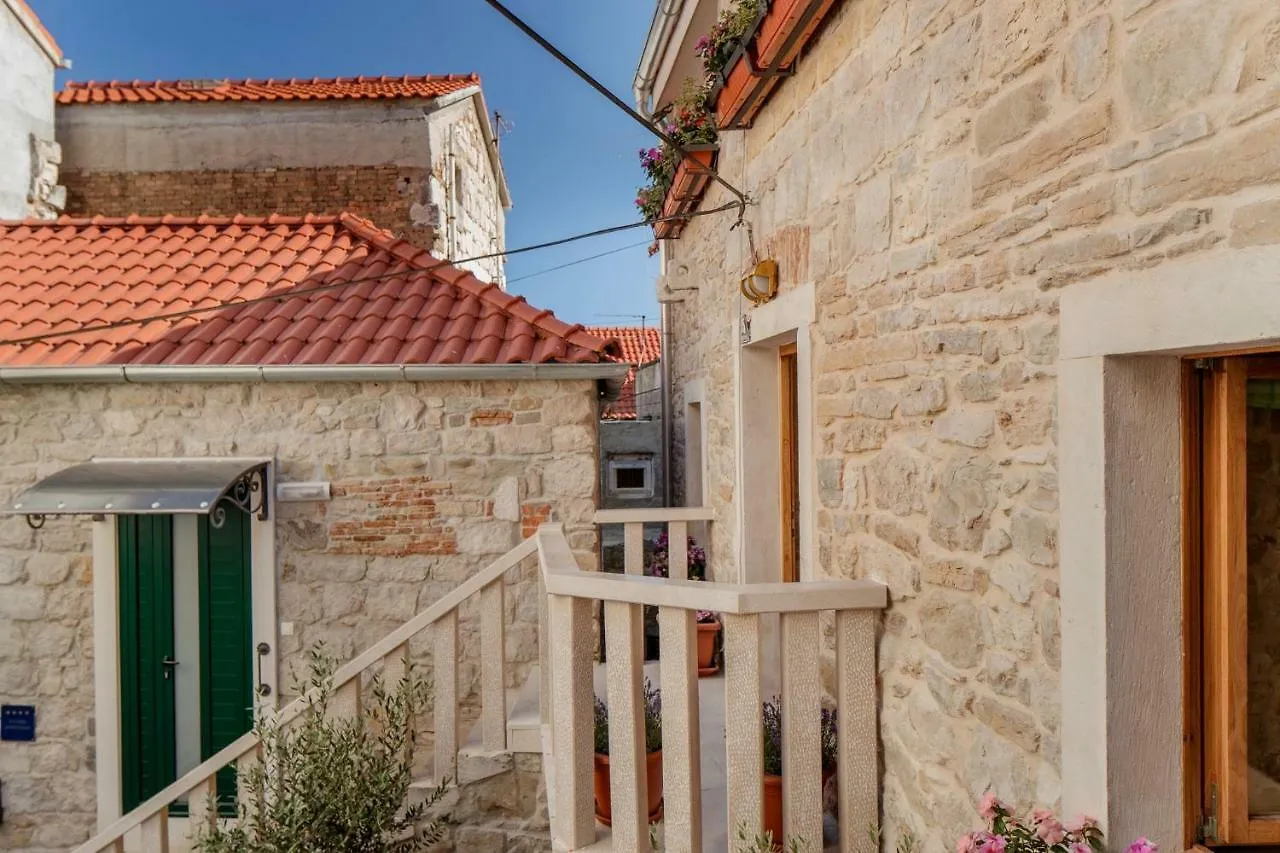 Stone House Luxury Rooms Split 4*,  Croatie