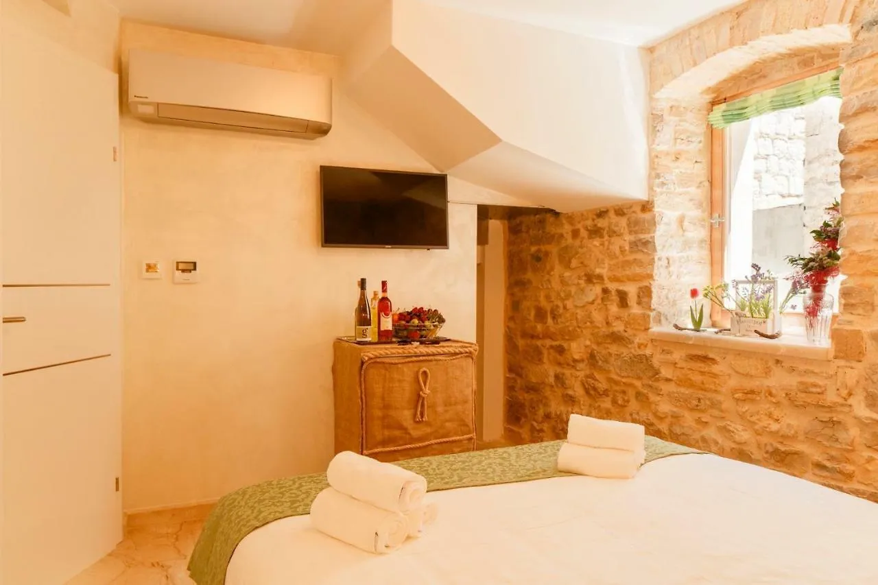 Stone House Luxury Rooms Split