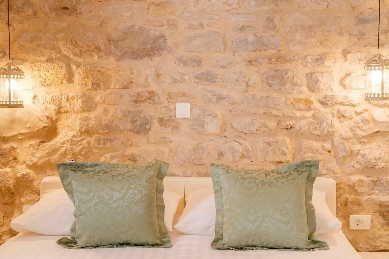 Stone House Luxury Rooms Split Maison d'hôtes